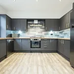 Rent 6 bedroom house in Leeds