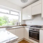 Rent 3 bedroom apartment in Yorkshire And The Humber