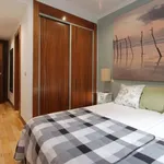 Rent 1 bedroom apartment of 50 m² in madrid