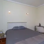 Rent a room in lisbon