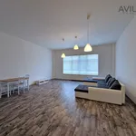 Pronajměte si 3 ložnic/e byt o rozloze 74 m² v Praha