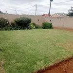 Rent 2 bedroom house of 428 m² in Soweto