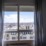 Rent a room of 142 m² in valencia