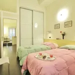 Rent 1 bedroom apartment of 80 m² in florence