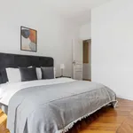 Rent 2 bedroom apartment of 99 m² in paris