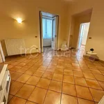 Affitto 2 camera appartamento di 80 m² in Caserta