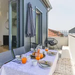 Rent 1 bedroom apartment of 47 m² in Porto