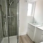 Rent 3 bedroom house in South East England