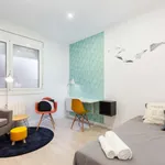 Rent a room of 124 m² in Barcelona