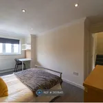 Rent 6 bedroom house in East Midlands