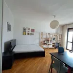 Affitto 1 camera casa di 55 m² in Milan