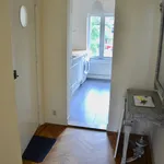 Huur 1 slaapkamer appartement van 80 m² in Den Haag