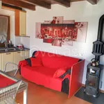 Rent 3 bedroom house of 90 m² in Trezzone