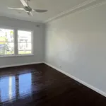 Rent 4 bedroom house in Woolgoolga