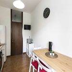 Rent a room of 103 m² in Milan