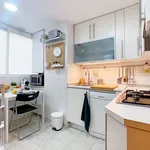 Rent a room of 90 m² in madrid