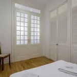 Appartement de 340 m² avec 1 chambre(s) en location à Lyon