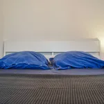 Miete 2 Schlafzimmer wohnung von 37 m² in Köln