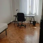 Rent 4 bedroom apartment of 90 m² in Turin