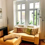 Rent 1 bedroom apartment of 646 m² in vienna