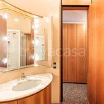 Rent 3 bedroom apartment of 175 m² in Milano