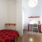 Rent a room of 70 m² in madrid