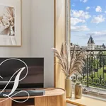 Appartement de 960 m² avec 2 chambre(s) en location à Paris