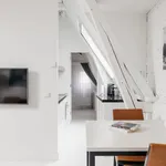 Huur 1 slaapkamer appartement van 355 m² in Amsterdam