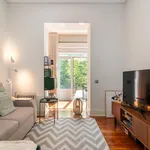 Rent 2 bedroom apartment of 84 m² in Lisbon