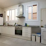 Rent a room of 189 m² in barcelona