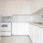 Rent 1 bedroom apartment in Montreal