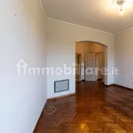 Affitto 5 camera appartamento di 257 m² in Florence