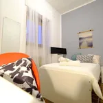 Rent a room of 165 m² in Sassari