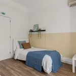 Rent a room of 369 m² in Lisboa