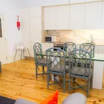 Rent 3 bedroom apartment of 120 m² in Porto