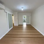 Rent 2 bedroom apartment in Bentleigh East