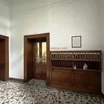 Rent 4 bedroom apartment of 152 m² in Milan