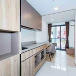 Rent 1 bedroom apartment of 35 m² in Bangkok