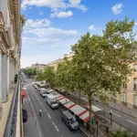 Appartement de 195 m² avec 7 chambre(s) en location à Paris