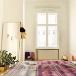 Miete 2 Schlafzimmer wohnung von 936 m² in Berlin