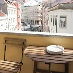 Rent a room of 80 m² in Lisbon