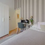 Rent a room of 125 m² in madrid