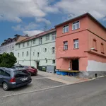 Pronajměte si 3 ložnic/e byt o rozloze 79 m² v Karlovy Vary