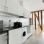 Rent 3 bedroom apartment of 60 m² in Paris