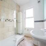 Rent 6 bedroom house in Leeds