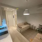 Rent 1 bedroom apartment of 30 m² in Athens