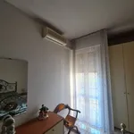 Rent 2 bedroom apartment of 70 m² in bologna