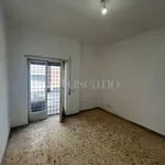 Rent 4 bedroom house of 70 m² in Roma