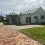 Rent 4 bedroom house in Taree