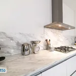 Rent 6 bedroom apartment of 145 m² in Florence